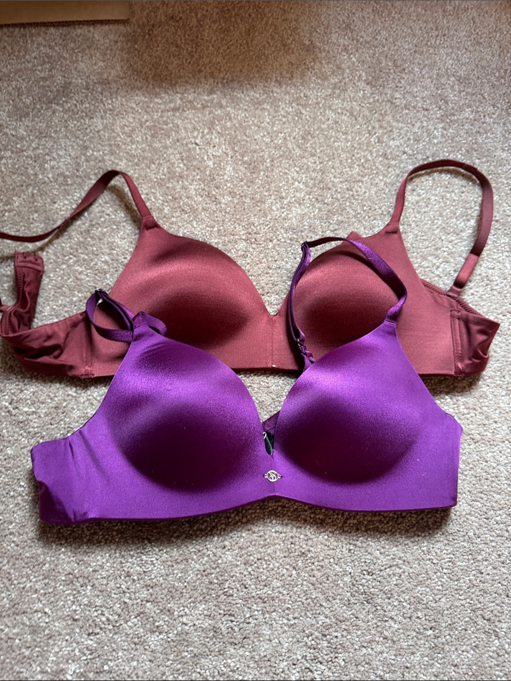 Wireless padded Bras in Plum and Burgundy